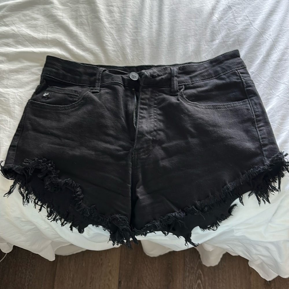 Kankan black shorts